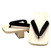 V 35394 Couple tongsao two tooth clogs ����ͩ�ն���ľ����Ь