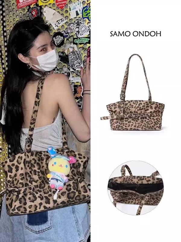 Samo Ondoh 韓国ファッション女性脇の下オートバイショルダーバッグマルチポケット調節可能なクロスボディバッグ|undefined