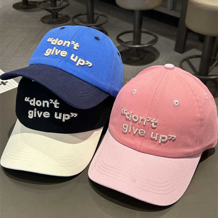 letras bordadas coreanas de color gorra de lengua de pato mujer primavera y otoño versátil cara pequeña gorra de béisbol de ala ancha protección solar de verano