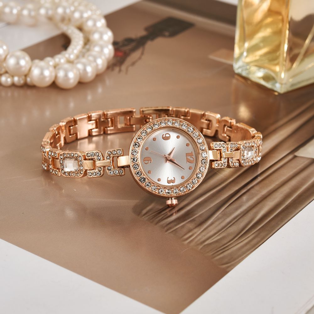 Nuevo estilo estudiante estilo coreano temperamento pequeño redondo brazalete de diamantes temperamento de moda pulsera pequeña reloj digital para mujer