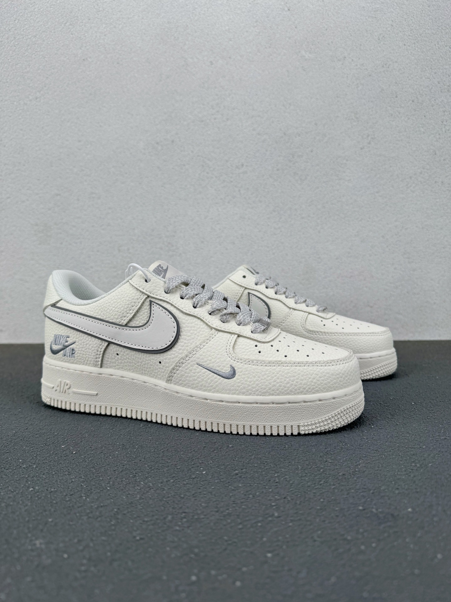 Zapatos Putian versión original de la fuerza aérea No. 1 en el extranjero marca conjunta de la cabeza de cuero en lugar de cojín de aire zapatillas deportivas para hombres y mujeres