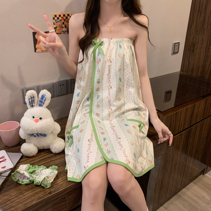 2025 New Summer Bath Towel, Feminine Tube Top Bathrobe, Comfortable, Casual, Loose, High-End Home Wear with Headscarf 2025 New Summer Bath Towel, Feminine Tube Top Bathrobe, Comfortable, Casual, Loose, High-End Home Wear with Headscarf