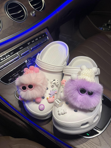 Crocs diy accessories cute fur ball cartoon shoe flower decorative buckle beanie shoe accessories three-dimensional shoe buckle