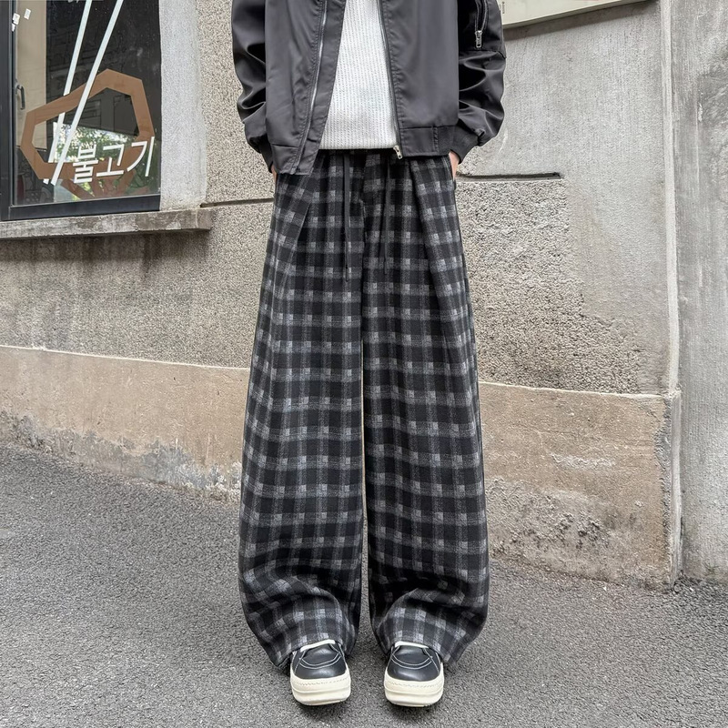 Trendy and versatile casual plaid pants, wool blend casual pants, elastic waistband, straight-leg, loose-fitting, wide-leg pants, new style for 2026 Trendy and versatile casual plaid pants, wool blend casual pants, elastic waistband, straight-leg, loose-fitting, wide-leg pants, new style for 2026