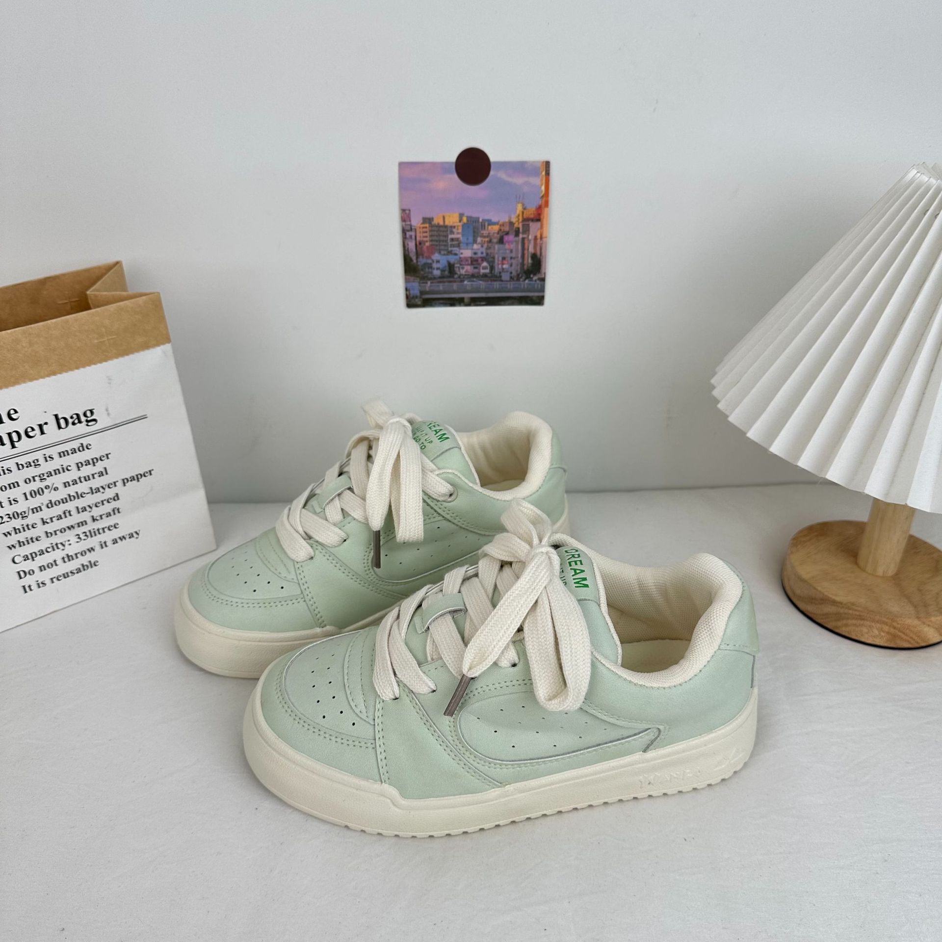 Yuanbo 2025 primavera nuevas zapatillas de deporte para estudiantes zapatos de lona de todo fósforo para mujer versión coreana de los zapatos de lona de nicho de tendencia