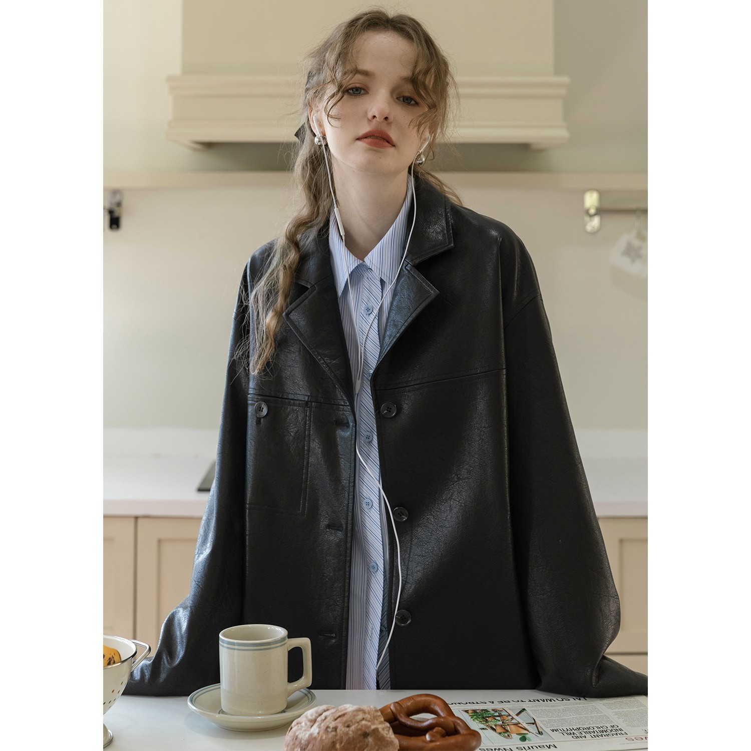 Melliiy 2024 Autum New Retro Suit Collar Loose Casual Black Pu Leather Jacket for Small Women