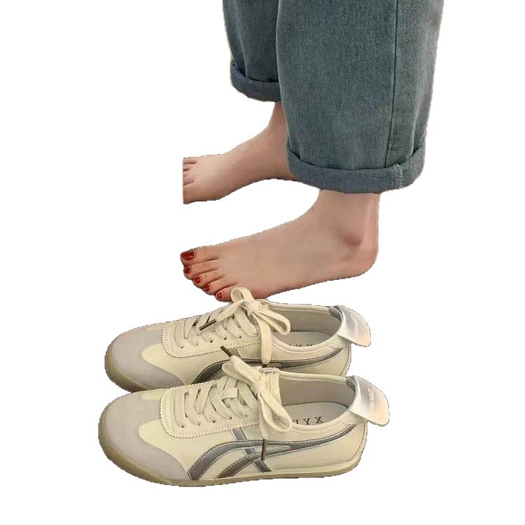 Zapatos de entrenamiento alemanes con cordones zapatos blancos planos mujeres 2025 otoño nuevo estilo coreano zapatos casuales zapatillas de deporte para estudiantes mujeres