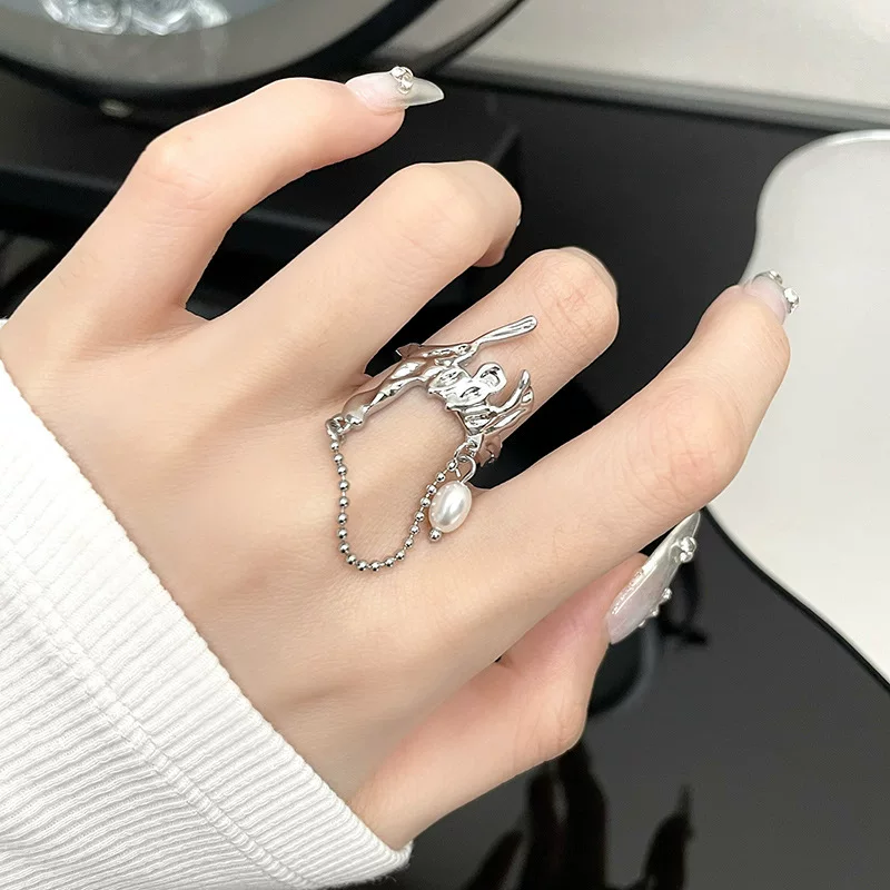 Chain from pearl, small design fashionable ring