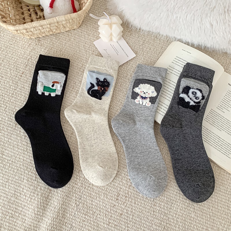 New Autumn and Winter Korean Style Simple Mid-Calf Socks with Real Pockets, Cartoon Cute Flocked Puppies and Kittens with Birkenstock Shoes and Socks