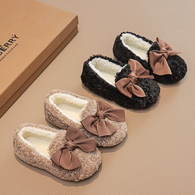 Детские хлопковые туфли 2025: зимние новинки, плюшевые лоферы с бантом, детские меховые туфли, утепленные теплые ботинки для малышей
