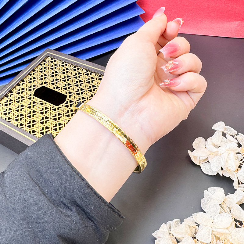 Vietnam oro dragón escala Push-Pull pulsera de aleación de cobre ajustable de largo plazo no se desvanece todo-coincidencia nacional de la moda de los hombres y las mujeres de la pulsera al por mayor