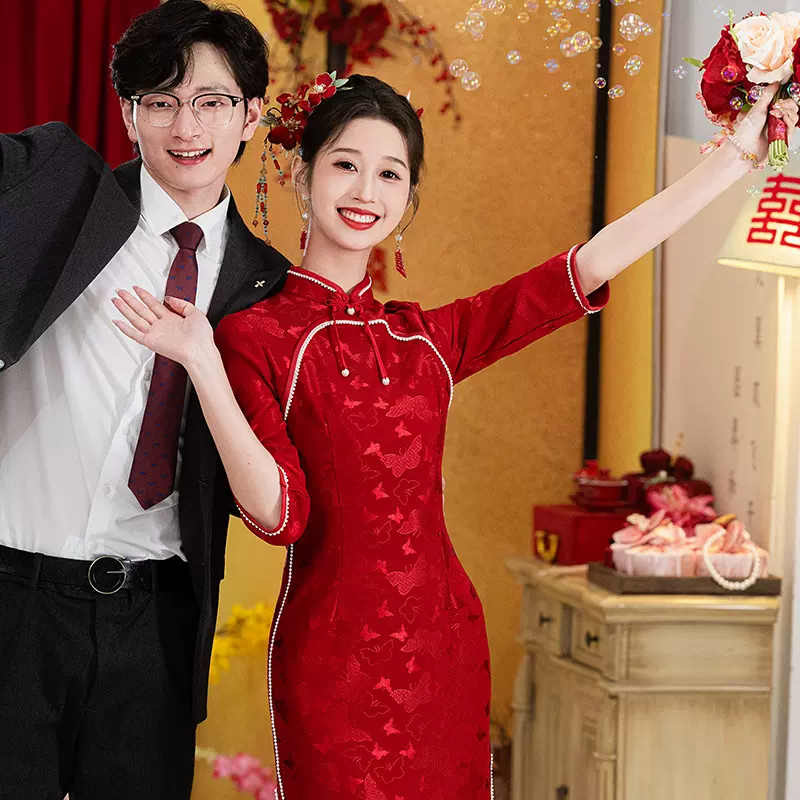 红色旗袍敬酒改良中式新款蕾丝年轻新娘结婚订婚礼服连衣裙