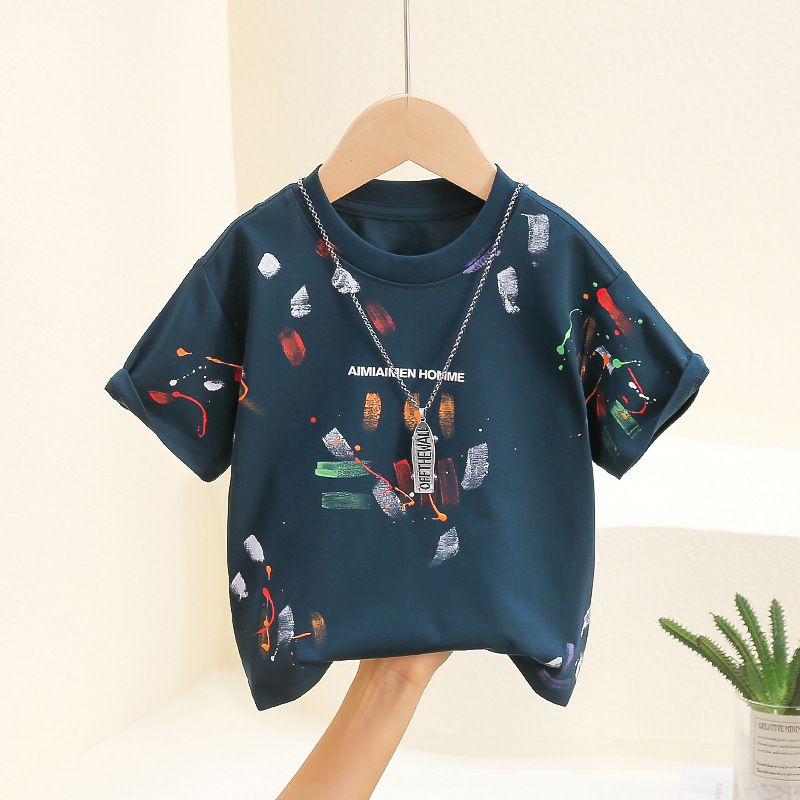 7834 Camiseta de manga corta de verano para niños 2025 nuevo estilo estilo occidental chico guapo vestido de media manga pintado a mano ropa de bebé