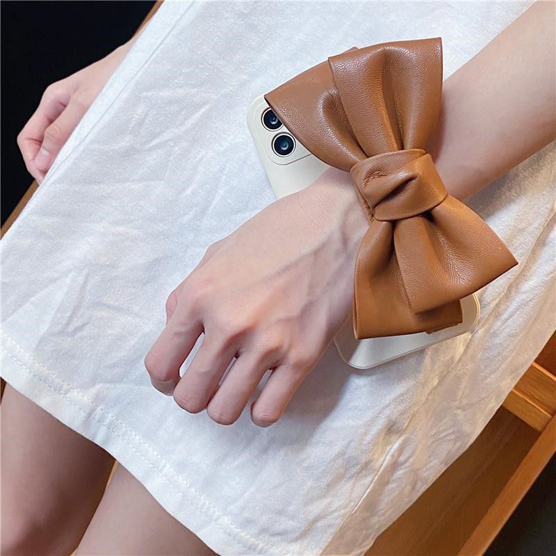 Fashionable Bow-Knot 14Pro Max Case Suitable for Apple 17/15 Full Camera Coverage Iphone16 Butterfly Wristband Case