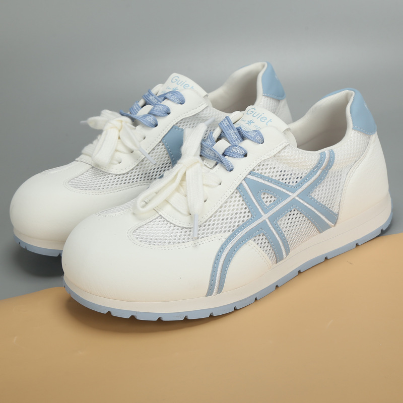 Spring and Summer New Large-Size Women's Shoes, Sizes 41 to 43, Breathable Mesh Sports Casual German Training Shoes, Comfortable Large-Sized Single Shoes Spring and Summer New Large-Size Women's Shoes, Sizes 41 to 43, Breathable Mesh Sports Casual German Training Shoes, Comfortable Large-Sized Single Shoes