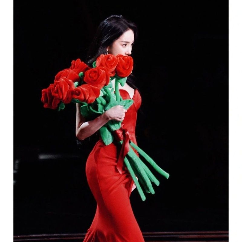 杨幂同款一朵玫瑰花超大新款一支布艺情人大束仿真花束礼物超大|undefined