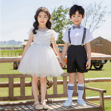 ��һ��ͯ�ݳ���С�W���ϳ����ݷ��b�׃��@���I��Ůͯ�赸������ȹ