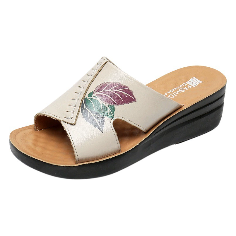 Новый воловья кожа мать клин тапочки мягкое дно печати среднего возраста мать кожаные тапочки завод прямые оптовые