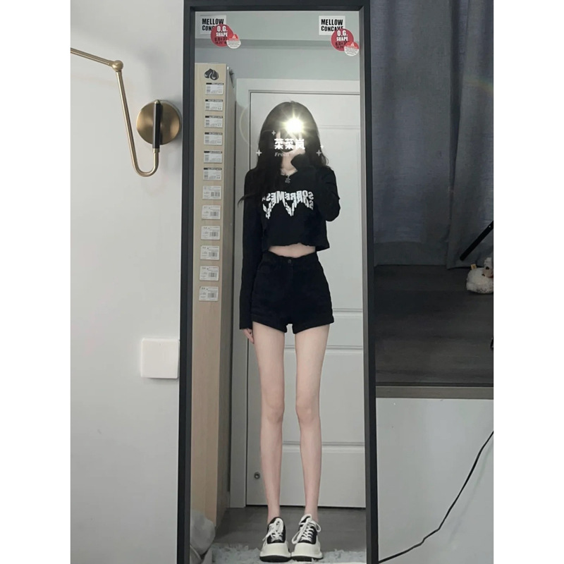 블랙 데님 반바지 여성 2024 새로운 여름 얇은 높은 허리 슬리밍 타이트 스파이스 걸스 슈퍼 짧은 A 형 핫 팬츠
