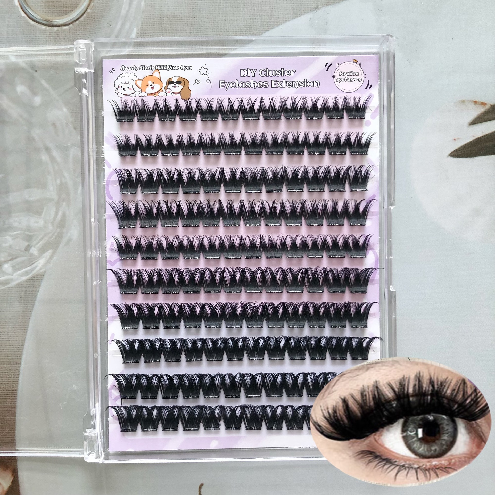 Las pestañas falsas transfronterizas proporcionan pestañas falsas de gran capacidad sin pegamento.