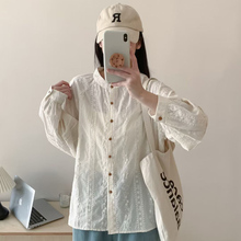 设计感法式木扣色蕾丝长袖衬衫纯色立领新款高级感气质洋气上衣潮