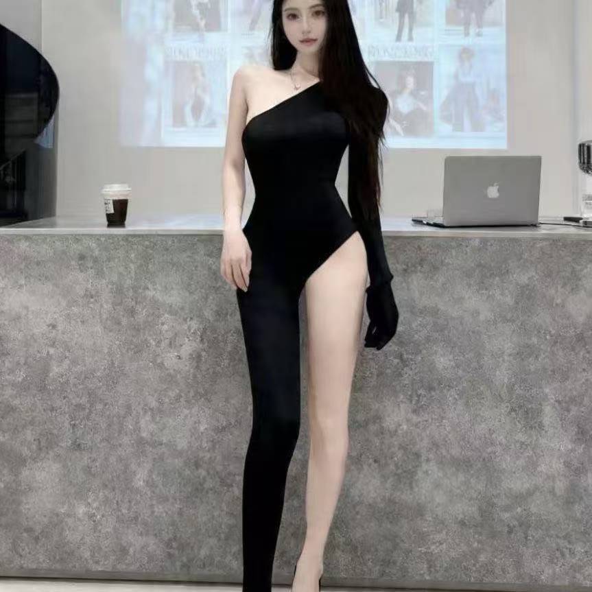 Black One-Shoulder Bodysuit Jumpsuit, Asymmetrical Adult Costume for Women — detail image 1