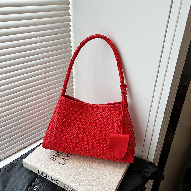 2025 New French Niche Elegant Handbag Luxury Fashion Woven Bag Minimalist Single Shoulder Underarm Baguette Bag - Thumbnail 2