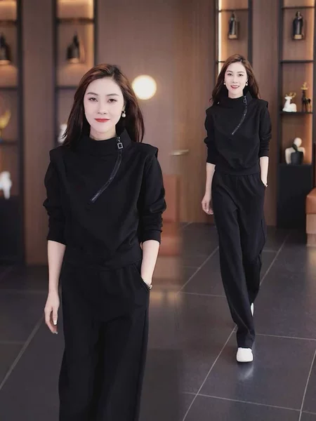 Designed High-End Casual Sports Suit for Women in Autumn, New Style, Age-Reducing Stand-Up Collar Sweatshirt, Wide-Leg Pants Two-Piece Set
