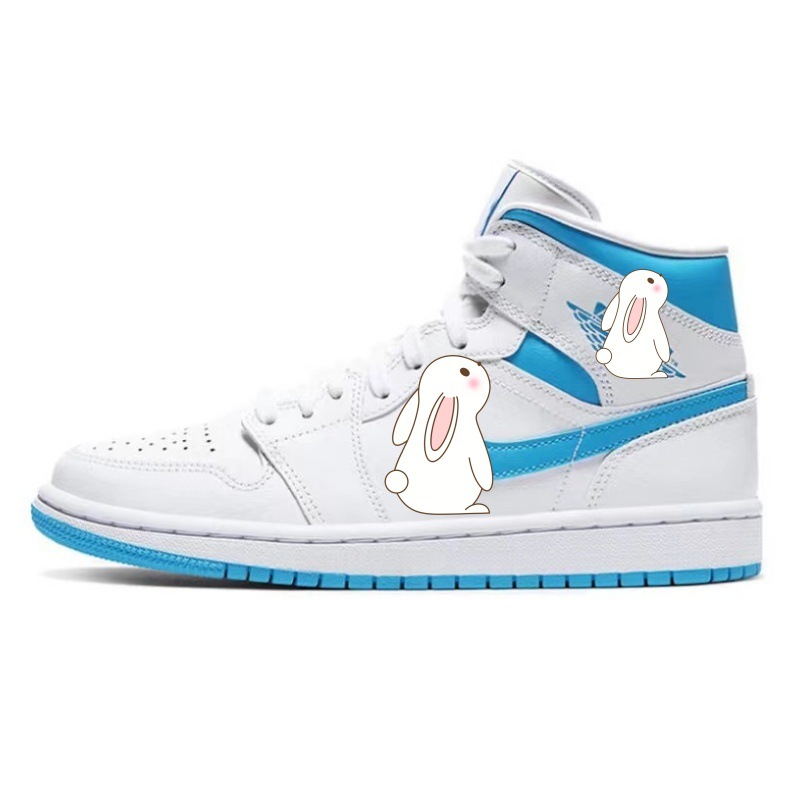 조 1 미드탑 노스캐롤라이나 블루 BQ6472-114