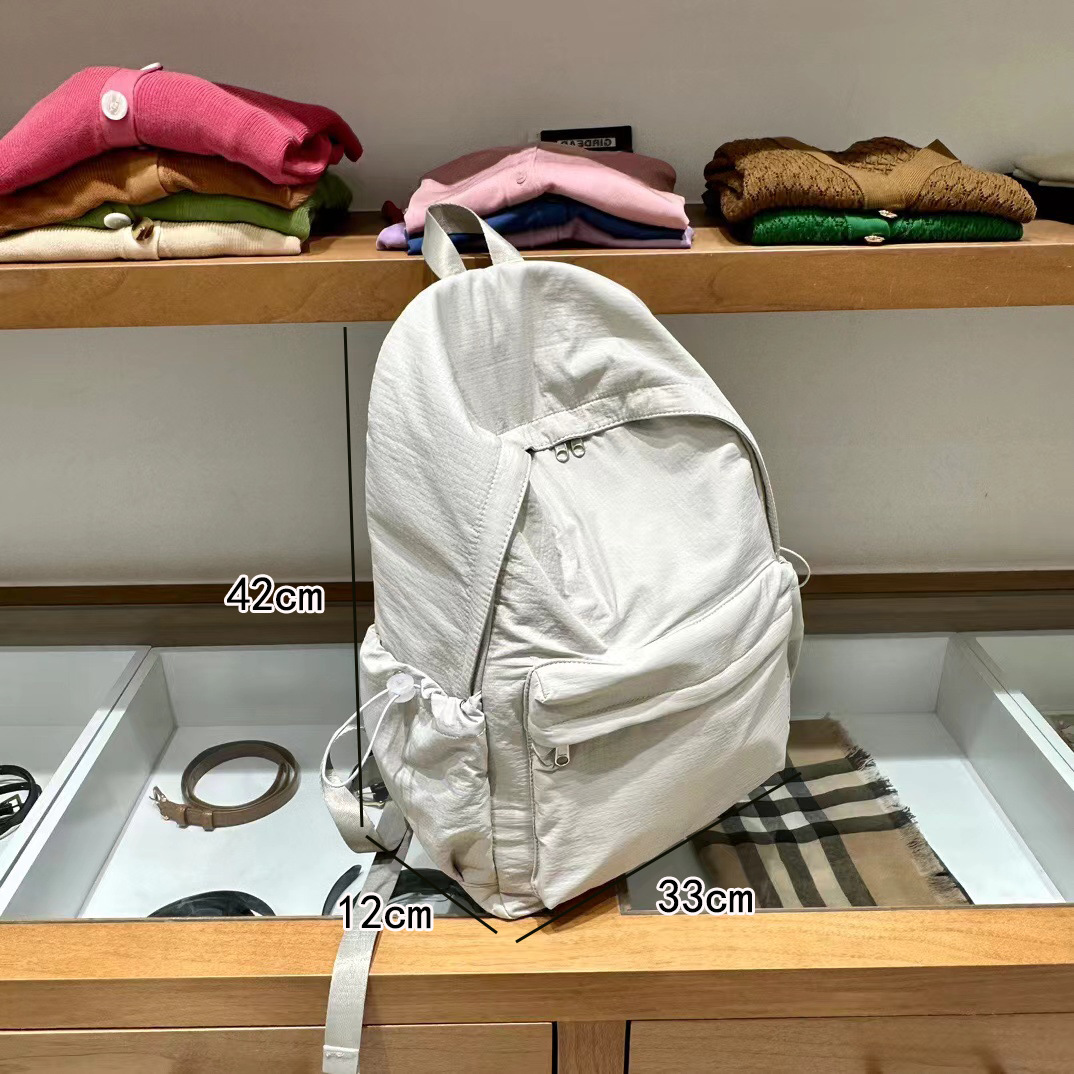 오프화이트 L사이즈