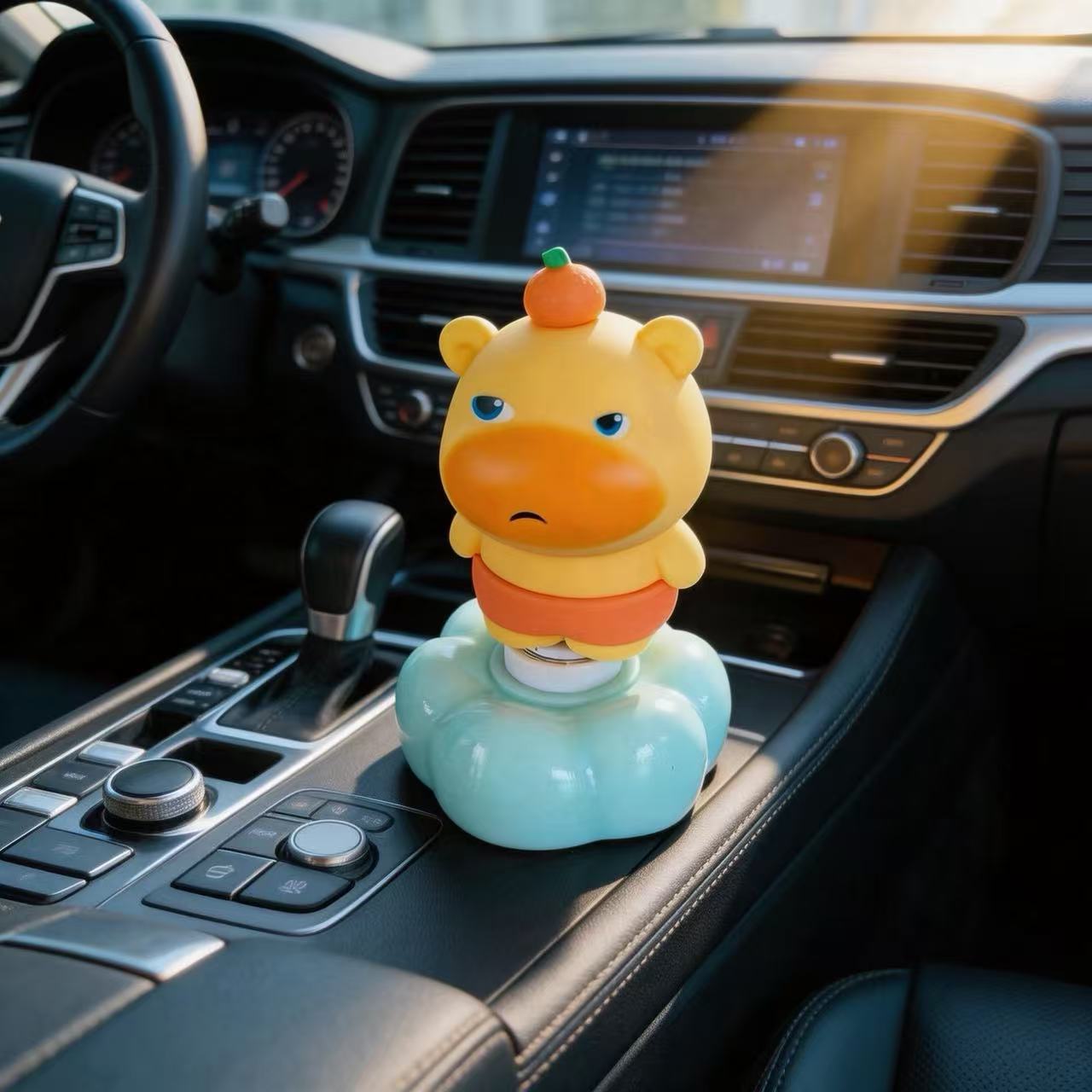 Capybara Lulu Plush Toy Car and Office Desk Rotating Ornament, Cute Hand-Held Figurine, Quirky Desktop Decoration