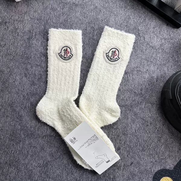 Autumn and Winter Warm Unisex Long Wool Thickened Fleece Embroidered Floor Sleep Socks Home Socks Outdoor Trendy Socks