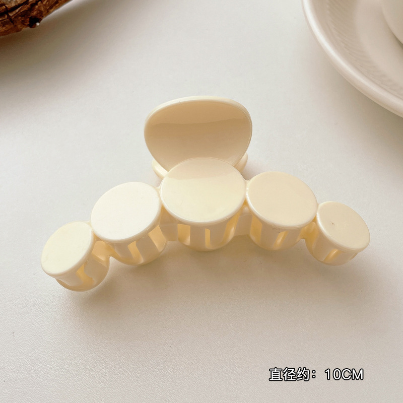 Clip de agarre de color café de Maillard, gran cantidad de cabello de alta calidad, clip grande, elegante, simple coreano, sin dañar el cabello, clip de tiburón, mujer