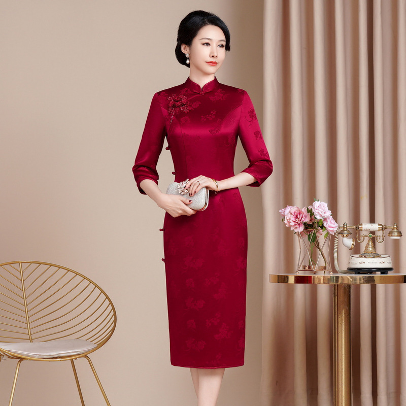 Acetic Acid Printed Cheongsam Women's High-end Sense Chinese-style Improved Slim-fit Long Toast Dress for Mother-in-law and Mother-in-law and Mother-in-law Acetic Acid Printed Cheongsam Women's High-end Sense Chinese-style Improved Slim-fit Long Toast Dress for Mother-in-law and Mother-in-law and Mother-in-law