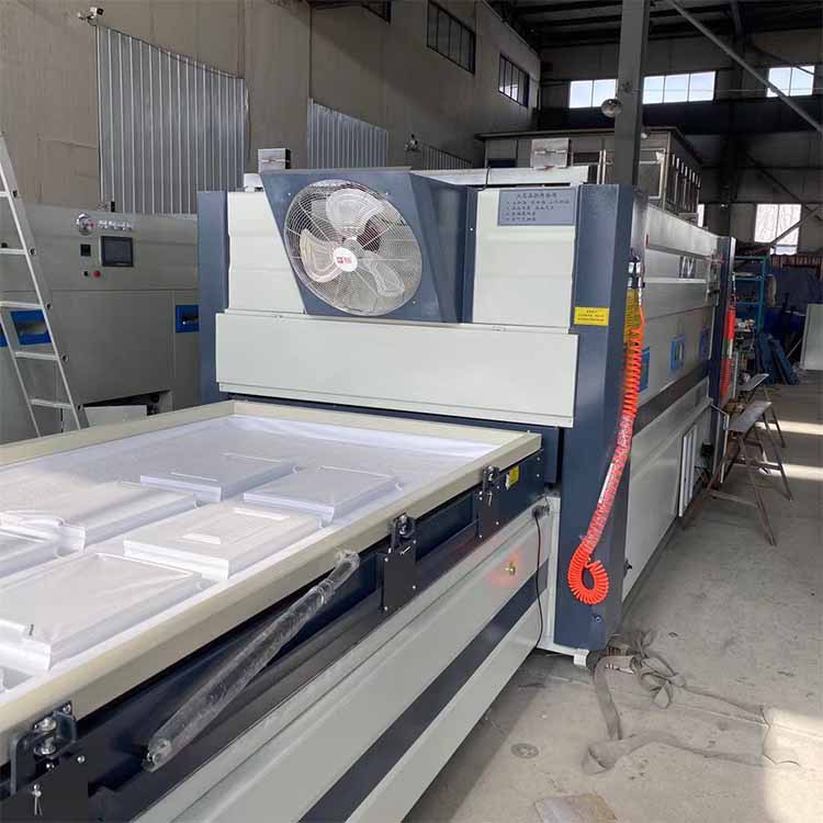软包家具覆面机 上下铝排加热 双工位橱柜门衣柜门板真空覆膜机