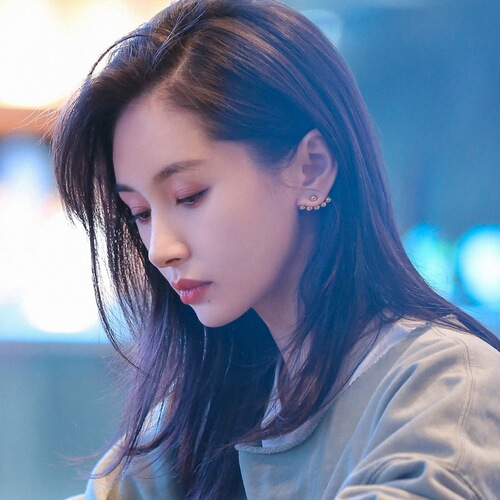 Wang Ziwen's same style back-hanging metal earrings  high-end design earrings niche bean earrings earrings silver