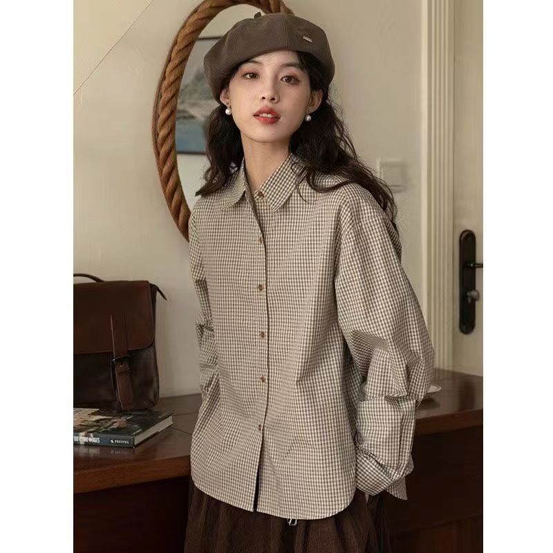 Japanese-style retro plaid shirt for women, long-sleeved, new design for spring and autumn, with a unique and understated aesthetic, and a chic French style Japanese-style retro plaid shirt for women, long-sleeved, new design for spring and autumn, with a unique and understated aesthetic, and a chic French style