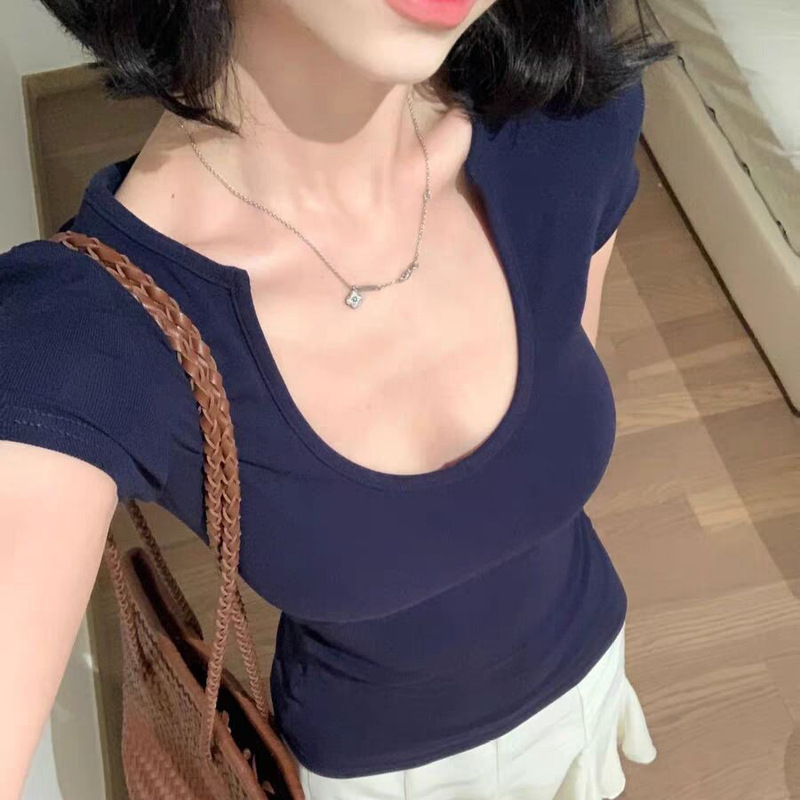 Wild and Sexy Short-Sleeve T-Shirt for Women, Summer U-Neck Slim Fit, Unique and Versatile Top Wild and Sexy Short-Sleeve T-Shirt for Women, Summer U-Neck Slim Fit, Unique and Versatile Top