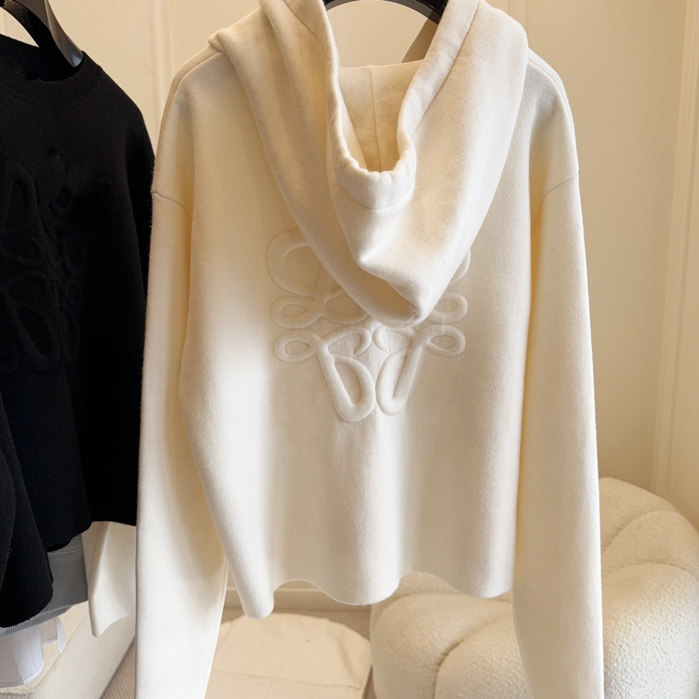 Non-Market Goods~ Shenzhen Nanyou European-Style High-End Chanel-Inspired Wool Embossed Zipper Hooded Cardigan Short Sweater for Women