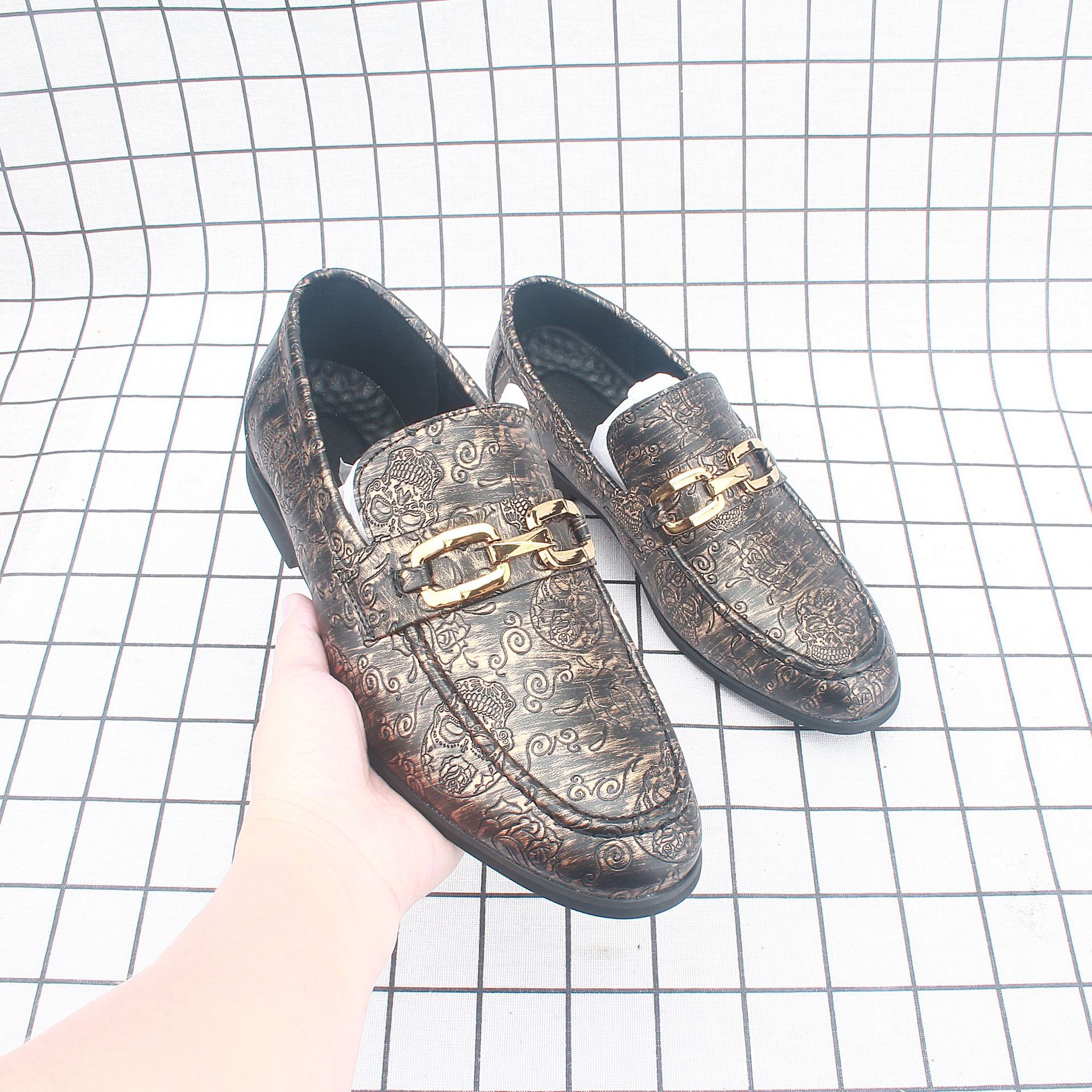 �羳�����׽�����ʱ��ƤЬ�������һ�ŵ�Ӣ�׷��¿��ƤЬ2235