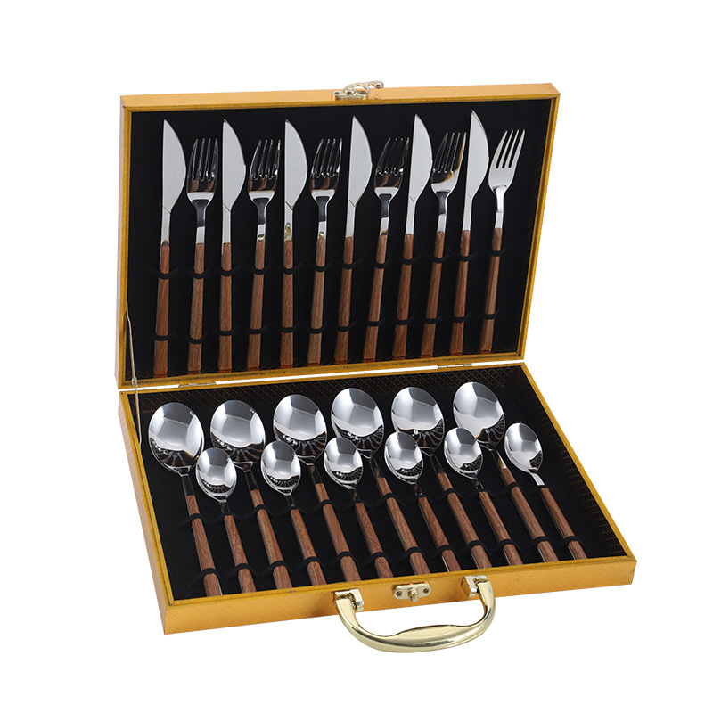 Amazon popular vajilla de acero inoxidable 24 piezas traje portugués mango de grano de madera cuatro piezas principales cuchillo de comida occidental, tenedor y cuchara traje