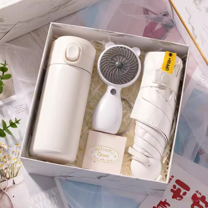 Conjunto de souvenirs de negocios Regalo de año nuevo Regalo de apertura para empleados Cumpleaños del cliente Caja de tazas de aislamiento práctico de negocios