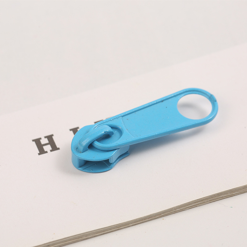 No. 5 fabricantes de cremallera de nylon nueva bolsa de maquillaje de color bolsas de lápiz gruesas cremallera al por mayor