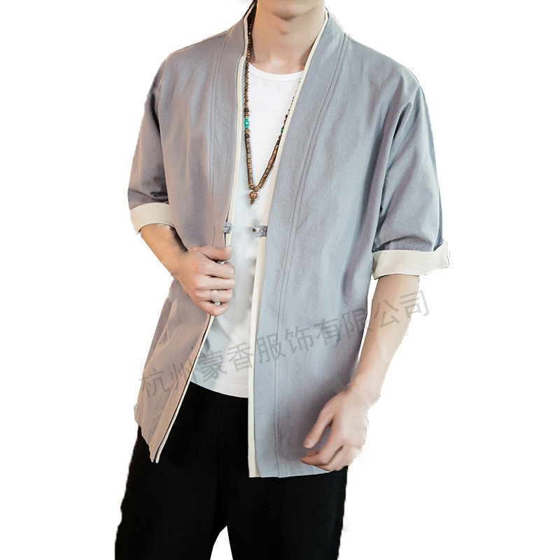 Chaqueta de los hombres nuevo estilo chino abrigo media manga Tang traje estilo japonés suelta hebilla cardigan hombres robe kimono venta al por mayor