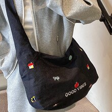 2025�¿����e���б�����Ů�r�Ђ��Դ����μ����ذ�ins���s����