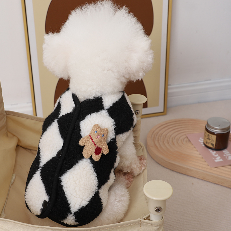 小体の犬が着ている服ペットの秋の潮のクールなベスト|undefined