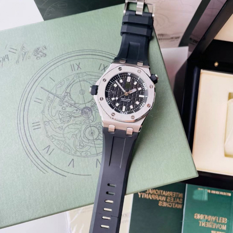 New Hot Selling Royal Quartz Men's Watch High-end Business Rubber Strap Couple's Watch Waterproof Watch