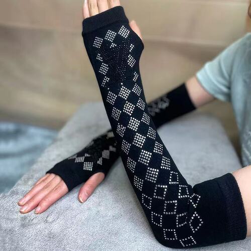 Sunscreen Sleeves Women's Arm Covers Autumn and Winter Long Bright Diamond Exposed Knitted Gloves Thickened Warm Winter Vacation Sleeves