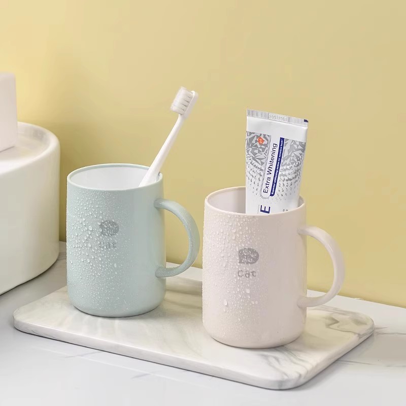 プラスチックマウスウォッシュカップシンプルな家庭用ウォッシュカップカップルウォッシュカップ漫画かわいい厚みのある歯ブラシカップハンドル付き|undefined