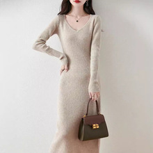 100纯羊毛衫秋冬连衣裙女V领过膝中长款毛衣裙羊毛打底针织长裙